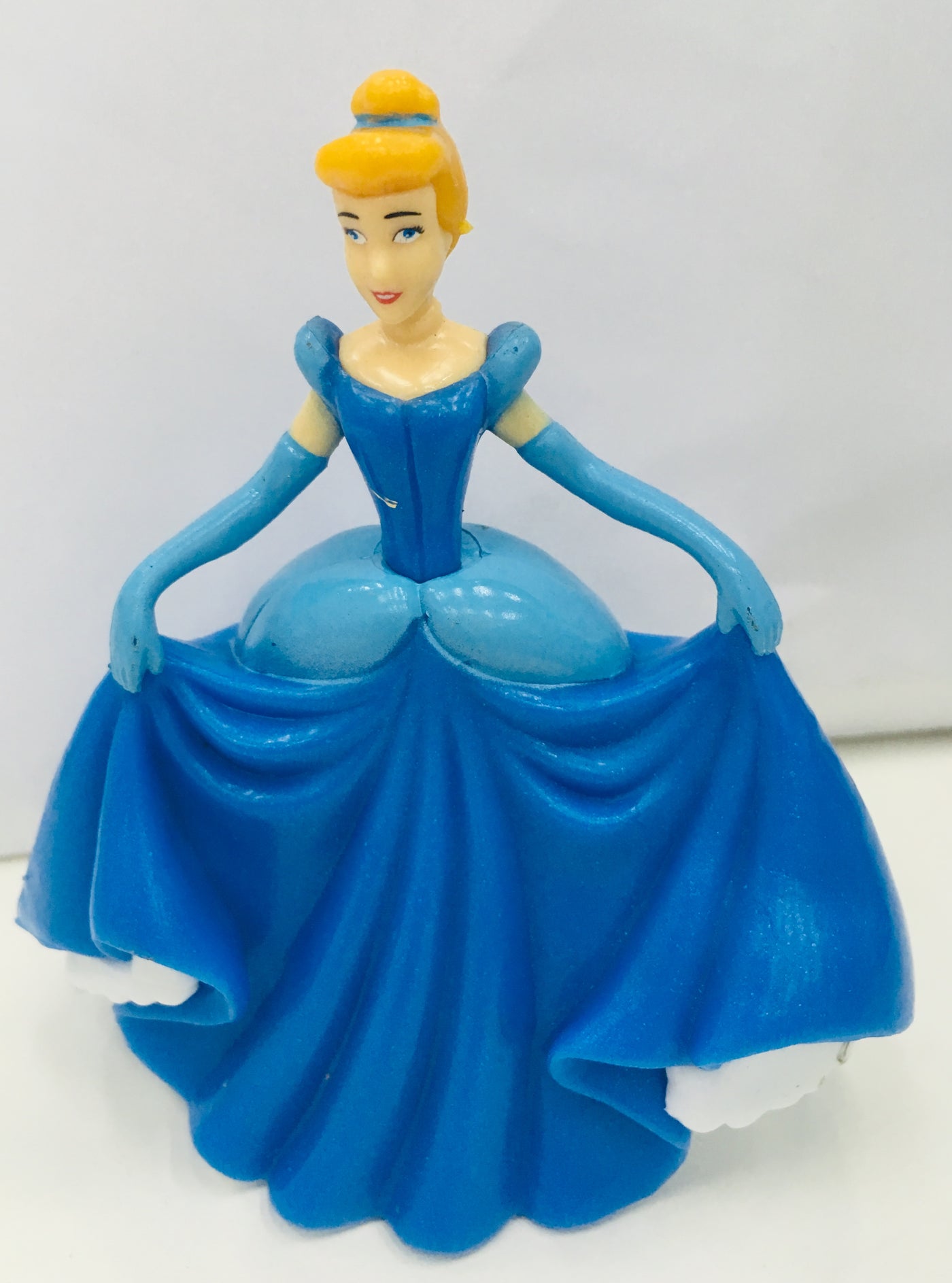 Cinderella Cake Topper